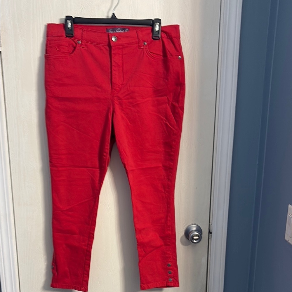 Gloria Vanderbilt Red Cropped Ankle Jeans - Picture 1 of 5